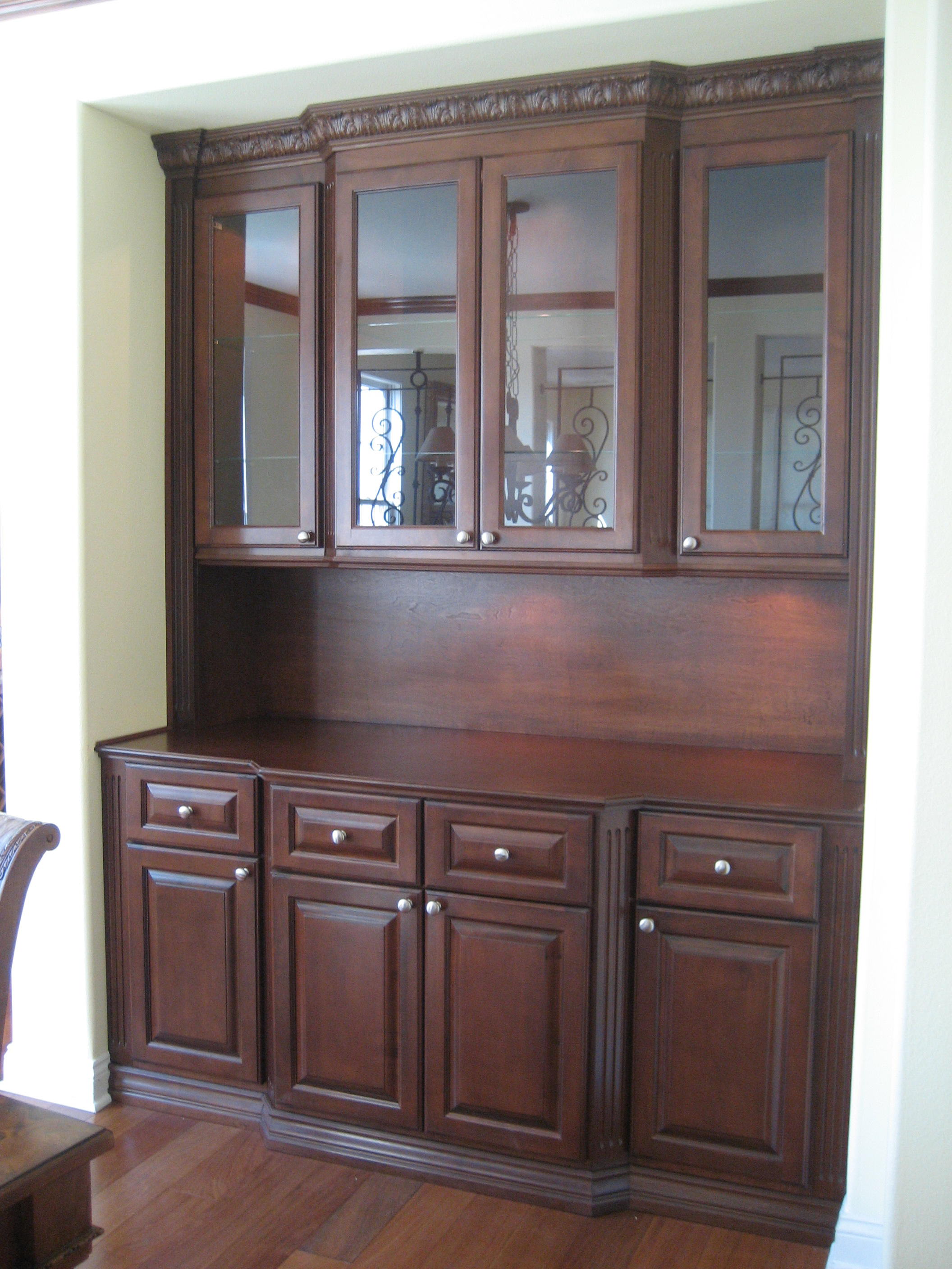 Breakfront Buffet Hutch | Wang - Santa Clarita